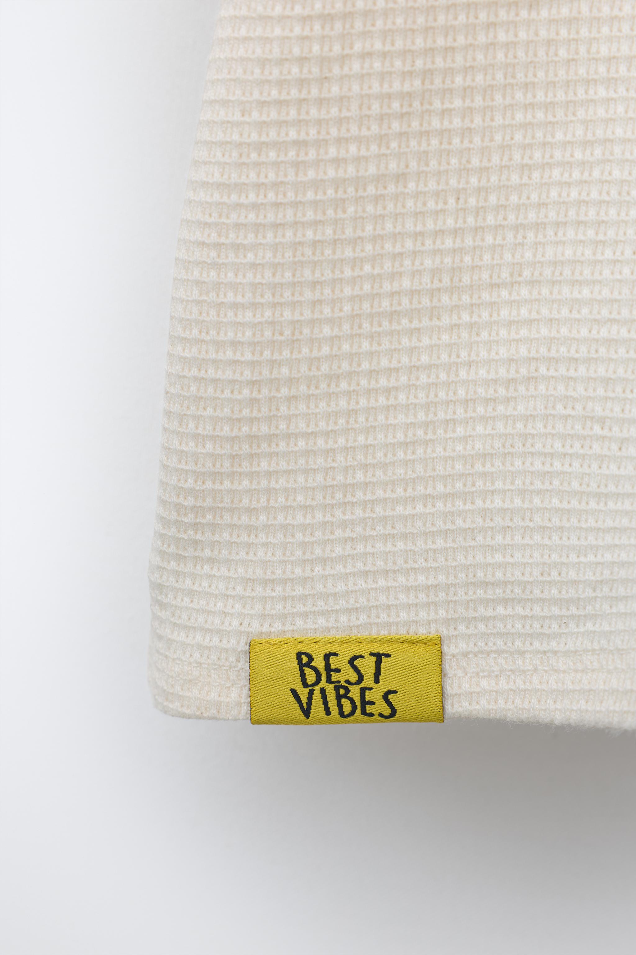 EMBROIDERED TEXTURED POLO SHIRT